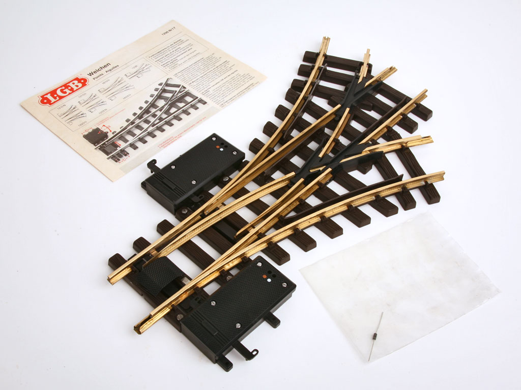 LGB 1236 3 way points, 2 EPL motors, 3 way switch track top view