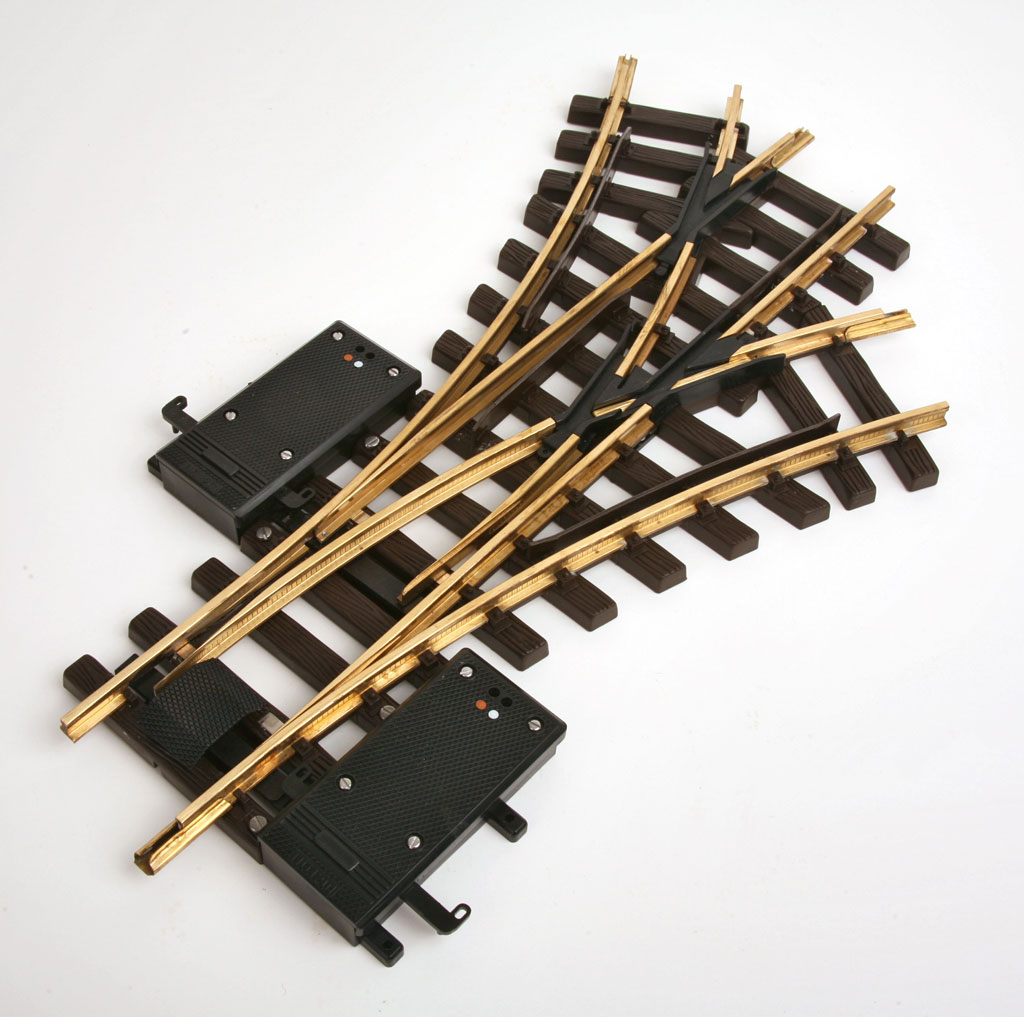 LGB 1236 3 way points, 2 EPL motors, 3 way switch track