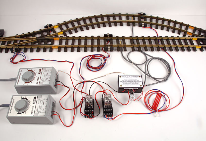 SL-LRCTRL-2CH-Dual-Latching-Relay-Controller_2_Train_2_directions_hookup